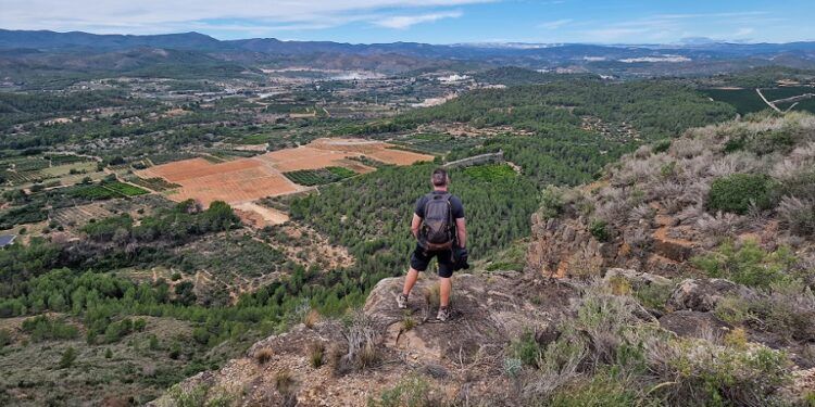 Cuatro rutas senderistas para conocer mejor la encantadora población de Sot de Ferrer