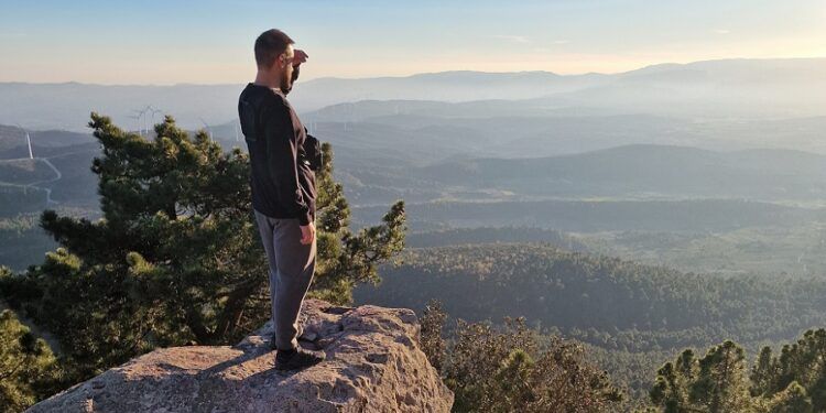 El Alto de Pina, un espectacular mirador natural con ermita y área recreativa a 1.405 metros
