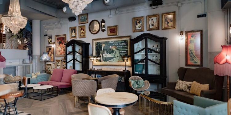 El mítico Café Madrid, el lugar donde se inventó el Agua de Valencia