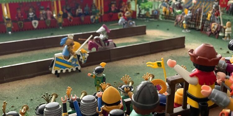 Más de 25.000 piezas de Playmobil llegan al Ateneo Mercantil de Valencia en una gran exposición