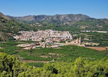 Seis preciosas rutas de senderismo para hacer en la localidad valenciana de Simat de la Valldigna