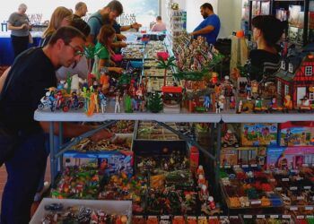 Gran exposición gratuita de Playmobil en Carcaixent con mercadillo, talleres y concursos