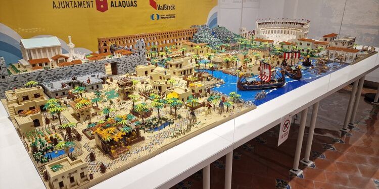 Guía completa con todas las exposiciones de Playmobil y Lego que hay esta Navidad en Valencia