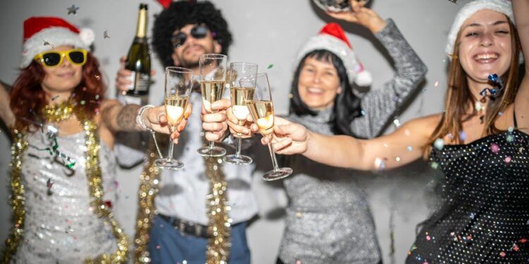 Nochevieja 2024 en Valencia, estas son todas las fiestas y planes para dar la bienvenida al año