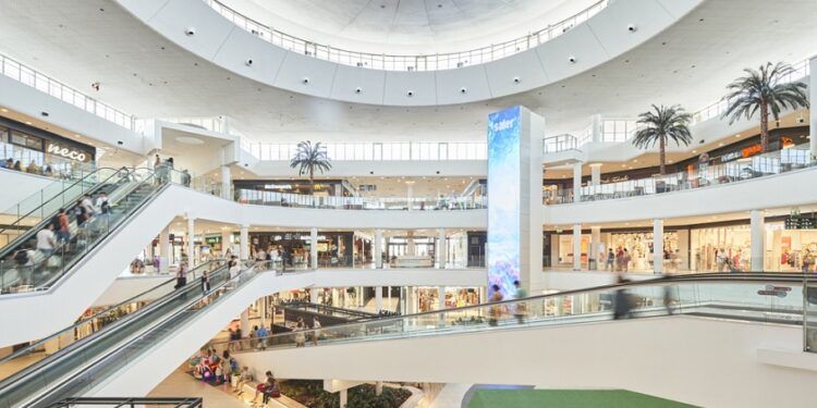 Calendario comercial 2025 en la Comunitat Valenciana: domingos y festivos que abren tiendas