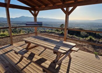 El Mirador del Tossalet de l’Àliga, un rincón de la Serra de Quatretonda con privilegiadas vistas