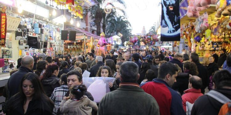 Torrent celebra San Blas con feria del chocolate y su tradicional gran porrat en el barrio de la Ermita