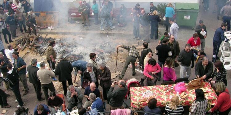 La gran Fiesta del «Matacerdo» de Gátova vuelve para rememorar las antiguas matanzas del cerdo