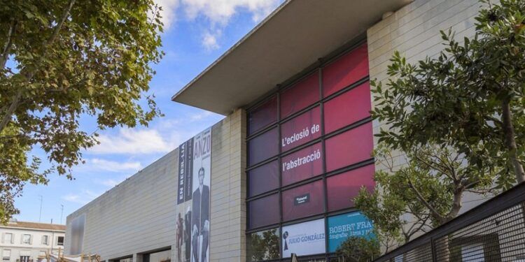 El IVAM celebra esta semana su 36º aniversario con visitas, nuevas exposiciones y varias actividades