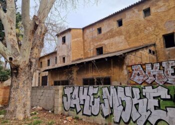 Valencia muestra la historia de la ruinosa Alquería Beato Gaspar Bono, previa a su rehabilitación