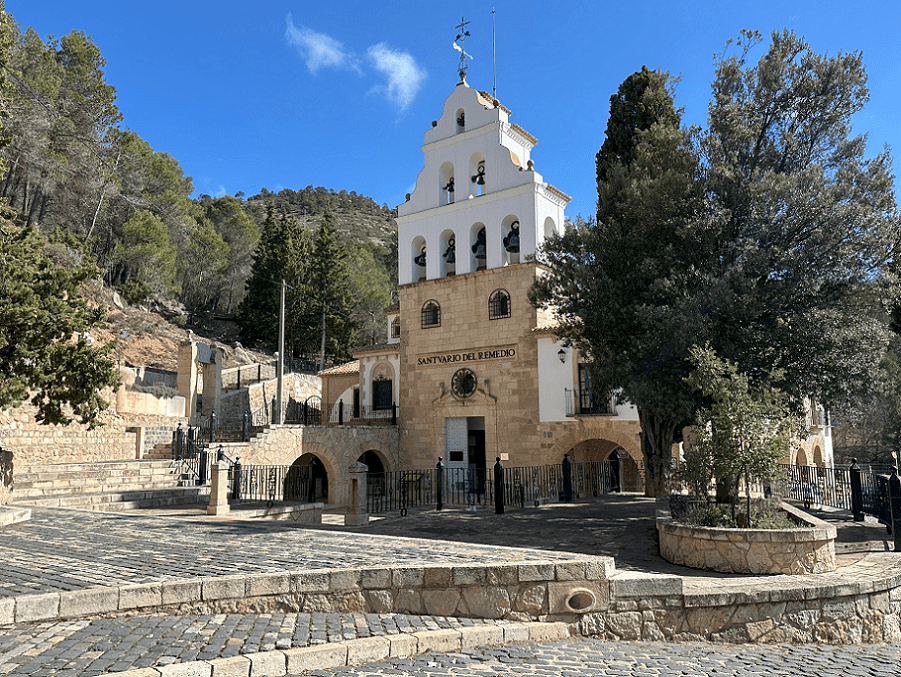 El Santuario del Remedio, un bonito rincón rodeado de naturaleza en Utiel