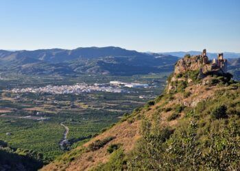 Siete castillos para visitar en cualquier momento en la comarca valenciana de la Safor