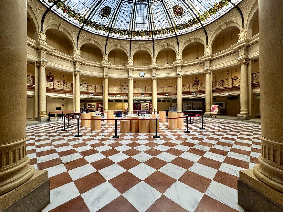 El Palacio de Comunicaciones de Valencia abre sus puertas para mostrar la artesanía valenciana
