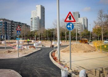 Torrent inaugura con una fiesta su nuevo Parque de Educación Vial y un gran barco pirata