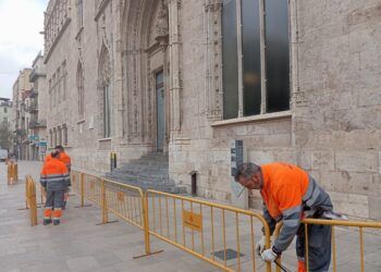 Bando Fallas 2025: restricciones de circulación, prohibiciones, carpas, aparcamientos permitidos…