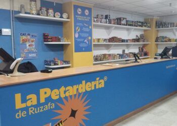 Dónde comprar petardos en Valencia, guía de tiendas con productos pirotécnicos