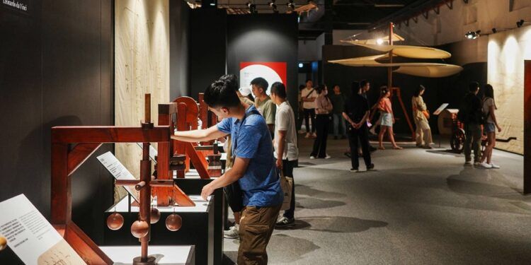 Últimos días en Valencia de la gran exposición inmersiva e interactiva sobre Leonardo da Vinci