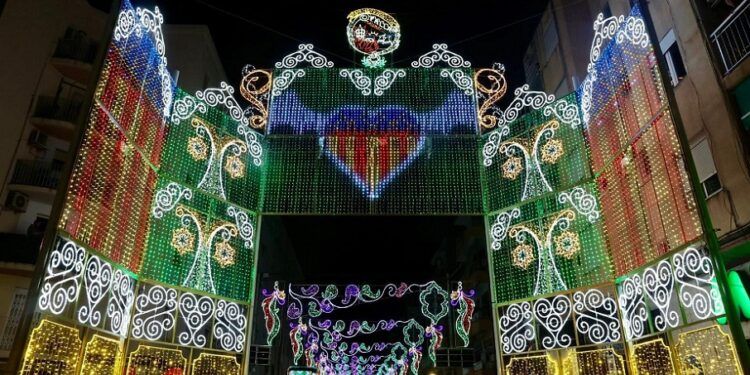 La Falla Malvarrosa vuelve a ser la única comisión con encendidos musicales en las Fallas 2025