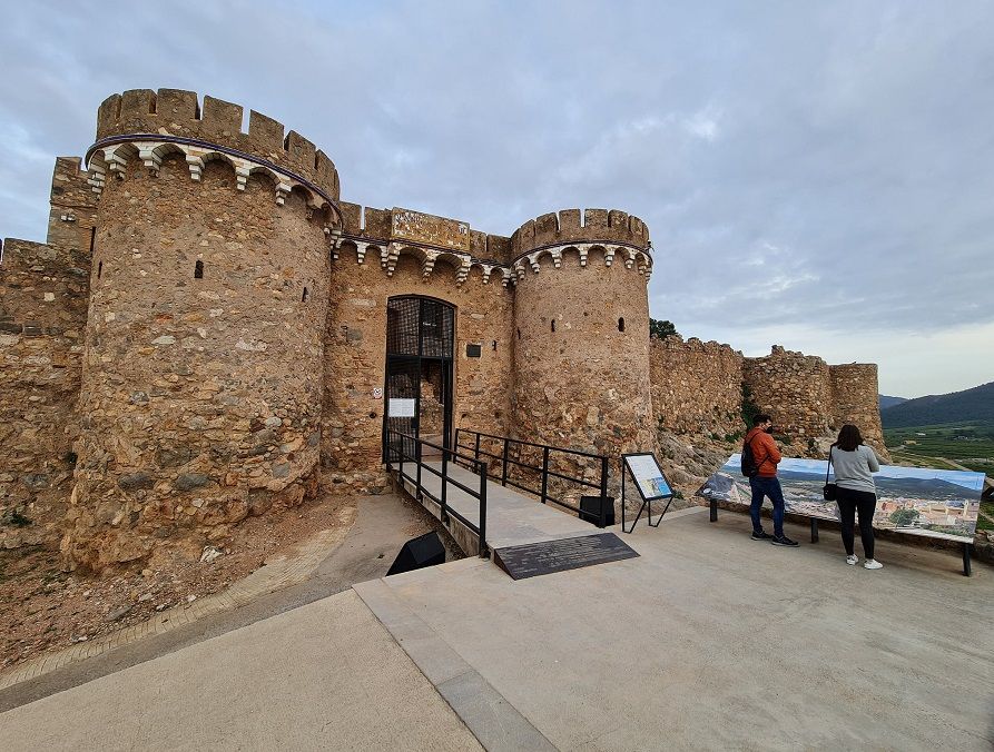 Visitas teatralizadas gratuitas al Castillo de las 300 Torres y a la Onda medieval