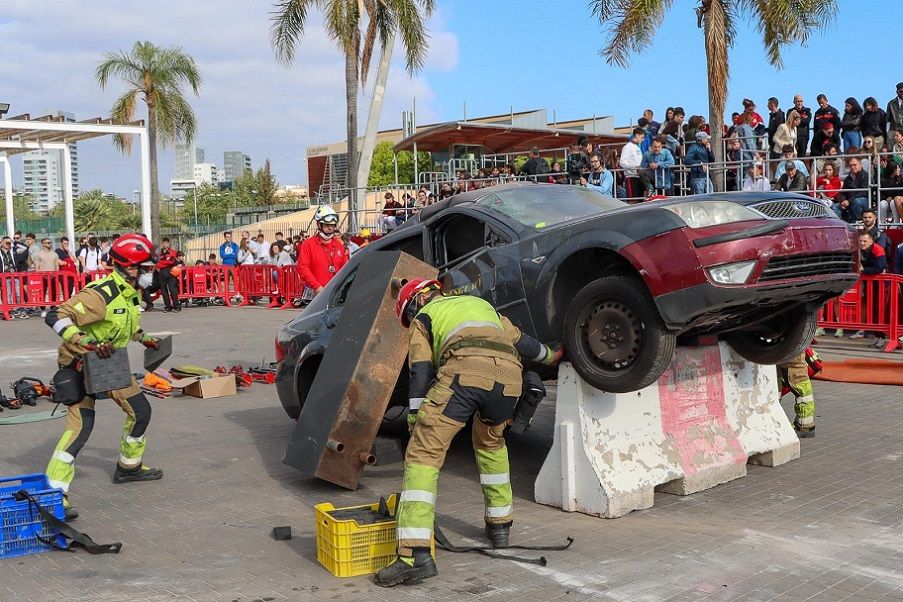 Simulacros de emergencias, rescates y exhibiciones de Bomberos en Torrent este sábado