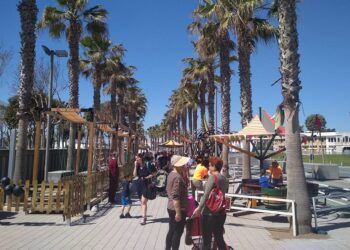 Regresa a la Marina de Valencia el market de artesanía con recinto infantil eco y gastronomía