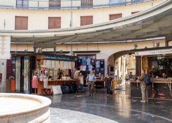Valencia abre la inscripción del sorteo de 20.000 bonos comercio con 50 euros de regalo