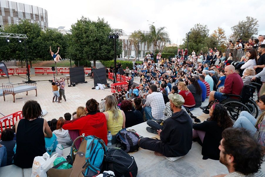 Mislata se llena de nuevo de teatro, circo y música con su festival gratuito de arte en la calle
