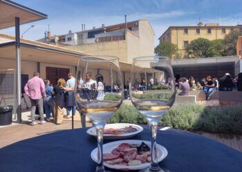 La Ruta del Tapeo de Utiel regresa con música en directo, túnel del vino y aperturas patrimoniales