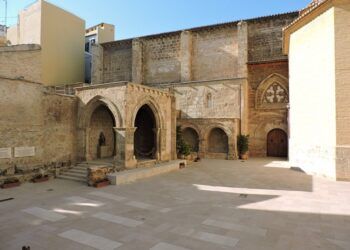 El único cementerio medieval de Valencia abre sus puertas de manera gratuita durante un día