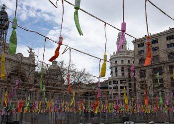 Una primera quincena de mayo llena de pólvora en Valencia con varias mascletaes y un castillo