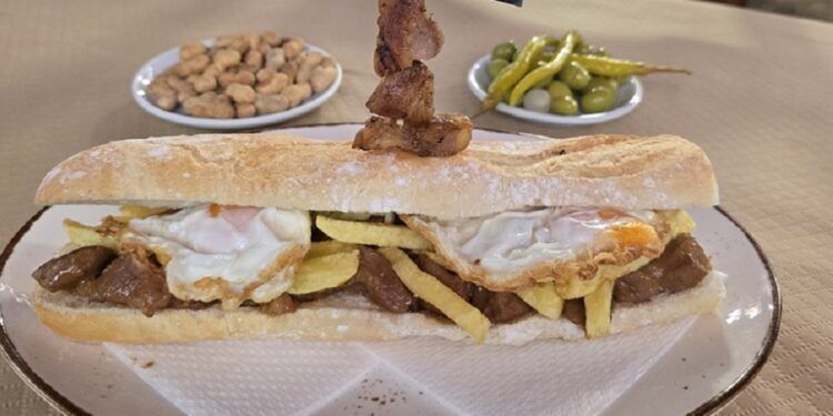 El mejor bocadillo tradicional de España en 2025 se hace en un restaurante de Burjassot