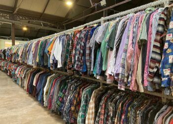 Regresa a Valencia el evento de ropa vintage y de segunda mano al kilo más grande de España