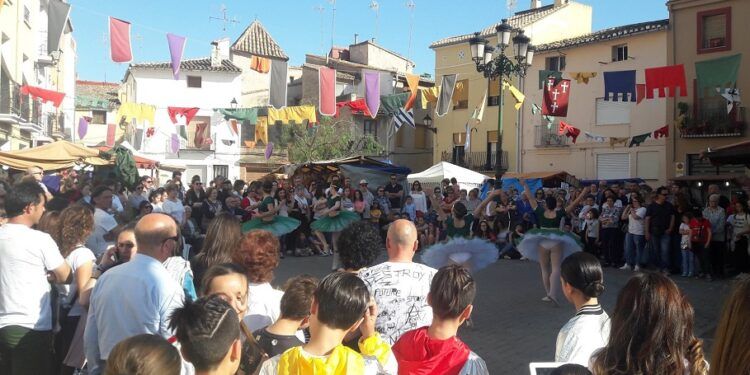 Mercados medievales, gastronómicos, molones y ferias de artesanía en Valencia en junio de 2025