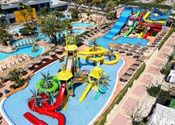 ¿Sabías que la piscina de camping más bonita de España en 2025 está en la Comunitat Valenciana?