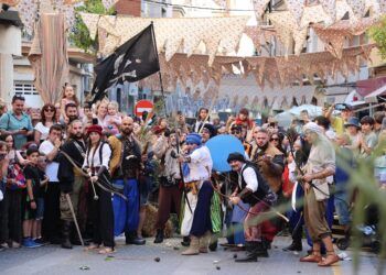 Vuelve el mercado y gran recreación histórica de Cullera que revive el desembarco del pirata Dragut