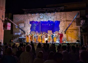El camión con ópera sobre ruedas gratuita de Les Arts Volant recorrerá la Comunitat Valenciana