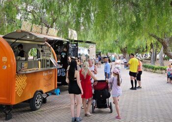 Vuelve Street Food Market La Vila Joiosa con gastronomía, market, música en directo y actividades
