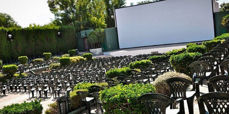 El cine de verano de L’Eliana está de vuelta: programación completa de la temporada estival 2025