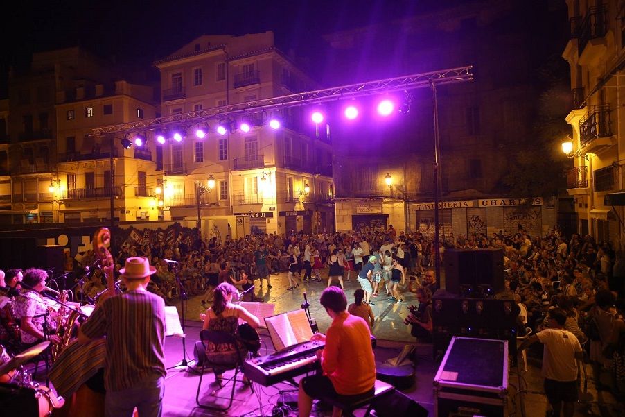 Valencia se llena de tributos, musicales y conciertos gratuitos al aire libre durante el mes de julio