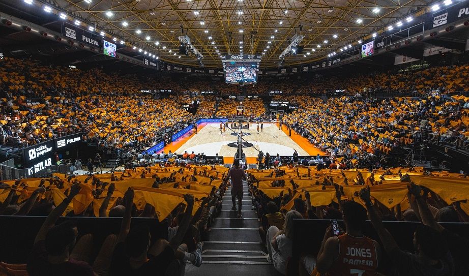 El Valencia Basket se despide de la Fonteta con un partido homenaje de leyendas del baloncesto