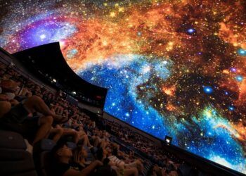 La Ciutat de les Arts i les Ciències acoge este verano nuevas sesiones del planetario en directo