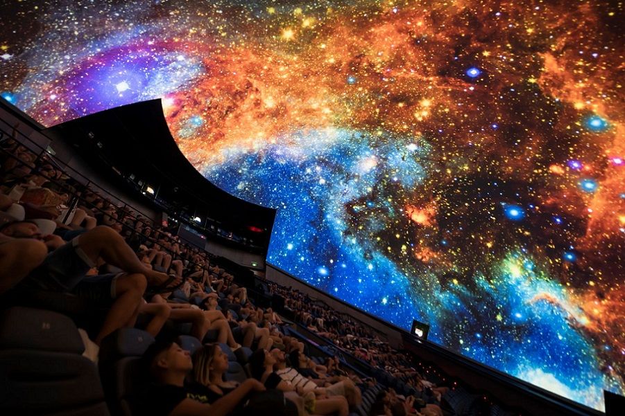 La Ciutat de les Arts i les Ciències acoge este verano nuevas sesiones del planetario en directo