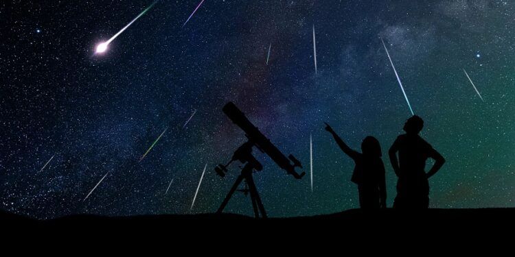 Vive la magia de las Perseidas en Valencia cenando bajo las estrellas y sin contaminación lumínica