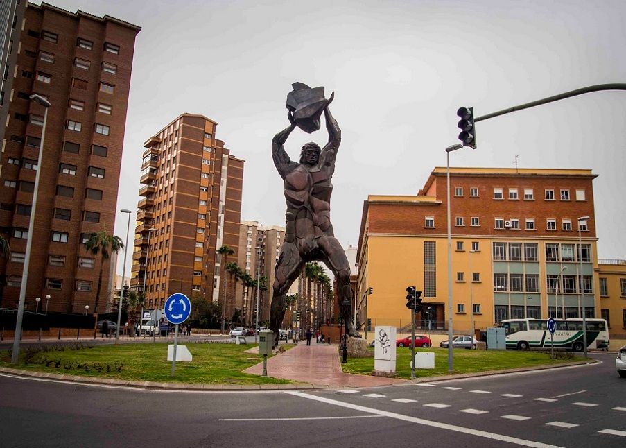 La escultura de hierro más alta de Europa está en la ciudad de Castellón de la Plana