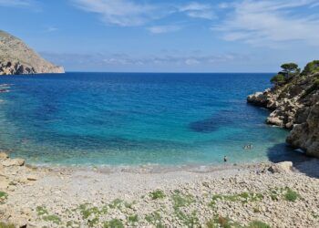 Las joyas naturales de Altea: estas son las 6 calas alteanas que tienes que visitar este verano