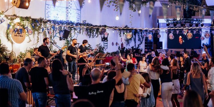 El ciclo de conciertos gratuitos «Pepsi Invita» aterriza en la Casa de la Mar de Alboraya