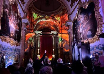 La experiencia inmersiva ‘El oro de San Juan’ vuelve a Valencia fusionando patrimonio, luz y música