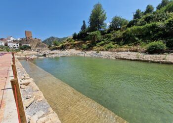 Sot de Chera reabre provisionalmente la playa fluvial de El Gruñidor, rincón dañado por la dana