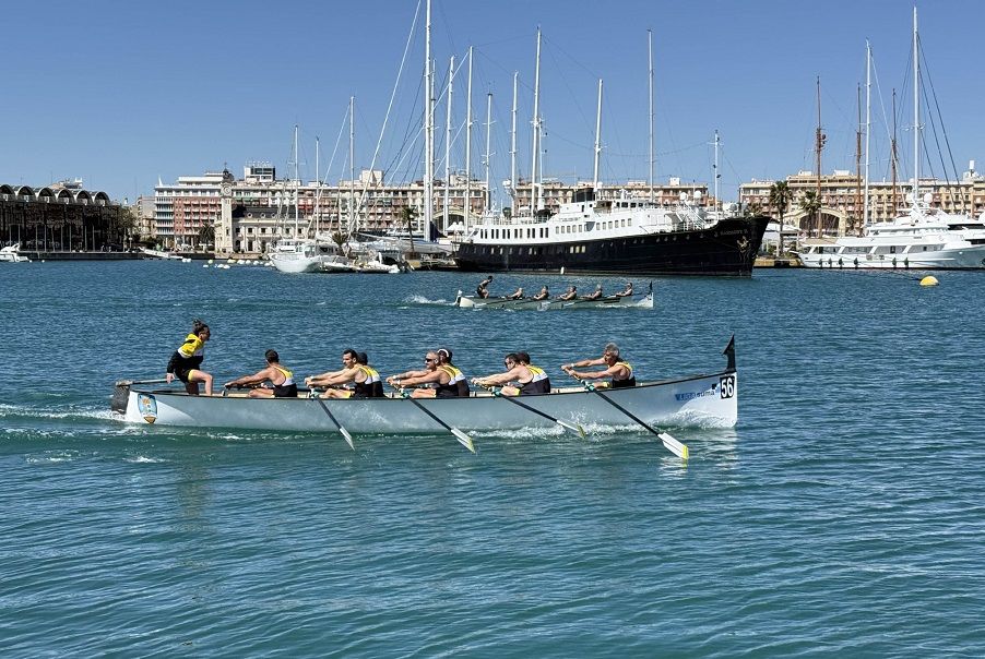 Falucho o Llaüt Valencià, tradición marinera del Mediterráneo convertida en deporte de remo