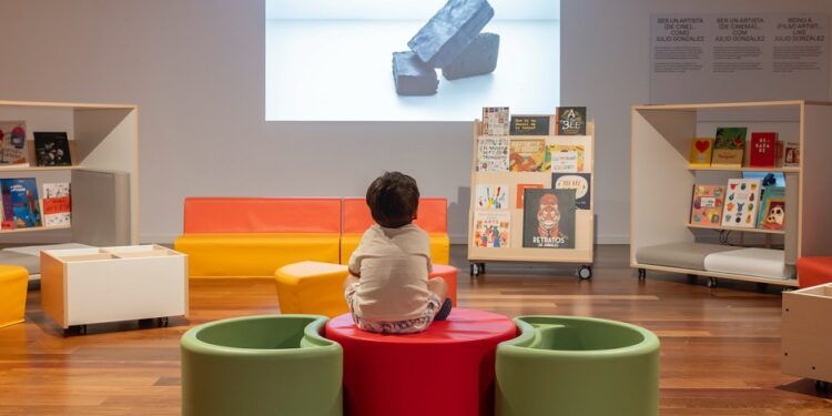 El IVAM ofrece este verano un espacio de juego libre gratuito para bebés con el taller ‘Juguetoría’
